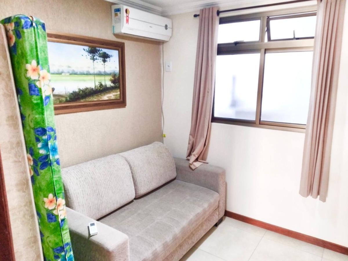 Hospedatom - Maravilhoso Com Ar-condicionado *